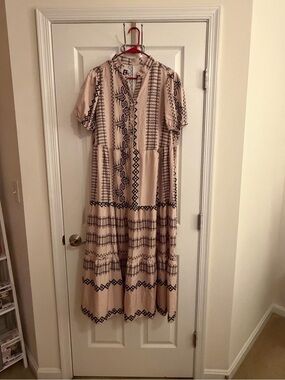 SHEIN Beige Maxi Dress with Navy Geometric Embroidery